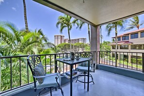 Apartment (2 Bedrooms) | Front of property - Walk to Beach: West Maui Condo w/ Lanai & Pool! (Napili-Honokowai)