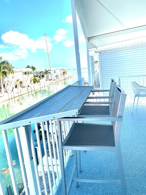 Outdoor dining - Piece Of Eight - Venture Out 279 (Cudjoe Key)