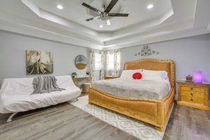 House (4 Bedrooms) | Interior