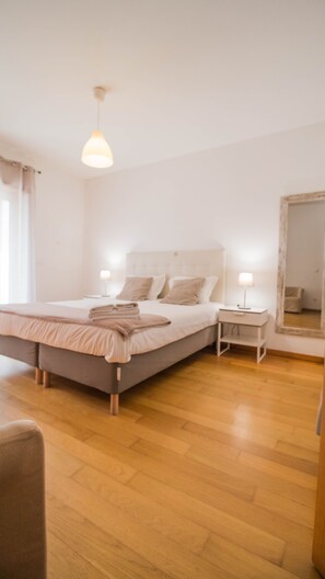 2 Schlafzimmer, Bügeleisen/Bügelbrett, Internetzugang, Bettwäsche