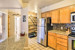 Apartment (2 Bedrooms) | Interior - Walk to Main St & Chairlift: Breckenridge Condo! (Breckenridge)