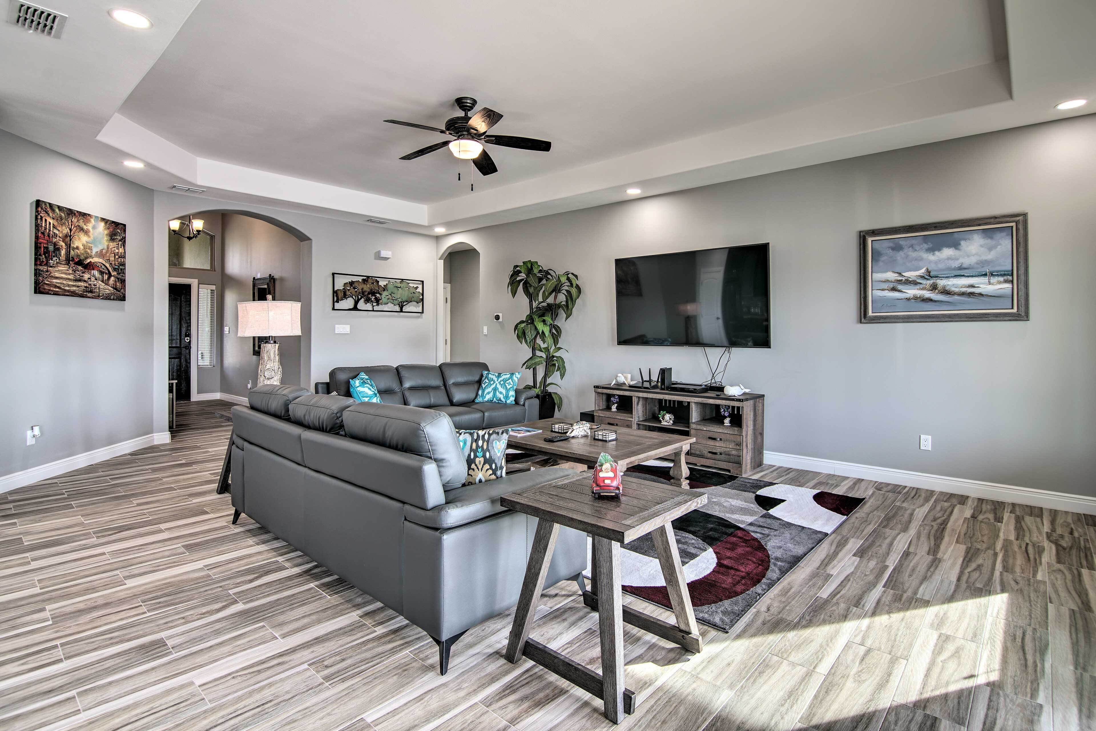 House (3 Bedrooms) | Interior