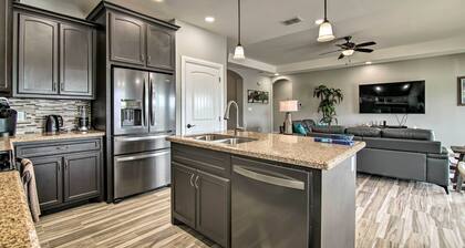 Laguna Vista Resort-style Home, Private Pool & Spa