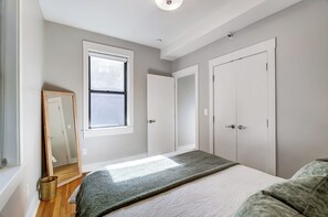 Apartment (2 Bedrooms) | Interior - 'the Republic Retreat' Walk to Washington Park! (Cincinnati)