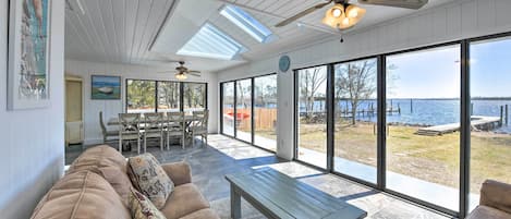 House (3 Bedrooms) | Front of property