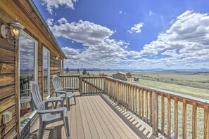 House (3 Bedrooms) | Interior - Sun-soaked Fairplay Retreat w/ Private Deck! (Fairplay)