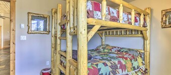 Sun-soaked Fairplay Retreat w/ Private Deck!