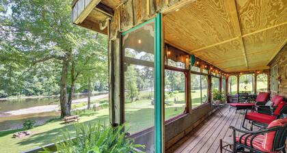 Charming Parsons Cabin w/ Grill on the Cheat River