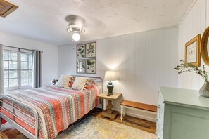 House (2 Bedrooms) | Interior - Charming Parsons Cabin w/ Grill on the Cheat River (Parsons)