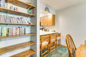 المنشأة من الداخل