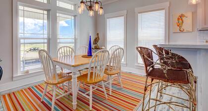 Bayfront Dauphin Island Home w/ Beach Access!