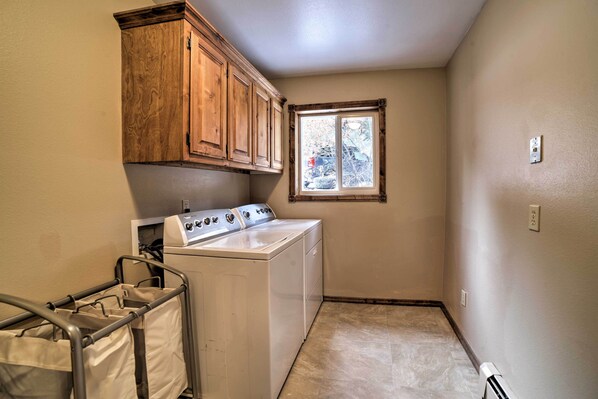 單棟房屋 (3 Bedrooms) | 內部