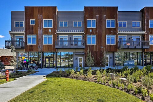 Downtown Winter Park Condo - 3 Miles to Ski Resort