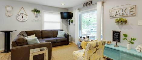 House (2 Bedrooms) | Front of property