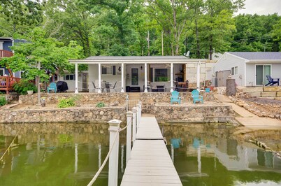 Lakefront Sunrise Beach Home w/ Private Dock!