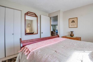 House (2 Bedrooms) | Interior - Shore Delight: Waldport Home + Deck, Walk to Beach (Waldport)