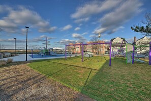 House (6 Bedrooms) | Interior