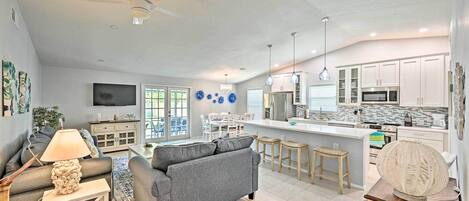 House (3 Bedrooms) | Front of property