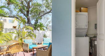 Indian Rocks Beach Duplex, Close to Beaches!