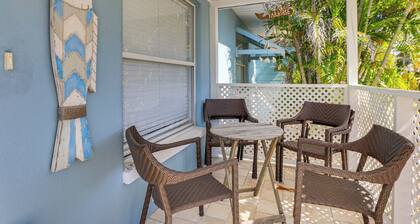 Walk to Beaches & Gulf: Indian Rocks Beach Duplex!