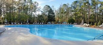 Swim, Golf & Relax: Myrtle Beach Unit in Tidewater
