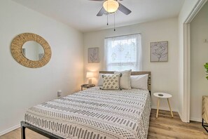 Apartment (3 Bedrooms) | Interior - Cozy Branson Retreat w/ Balcony, 2 Mi to 76 Strip (Branson)