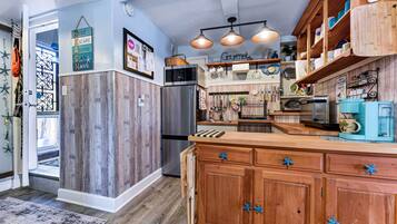 Apartment (1 Bedroom) | Interior