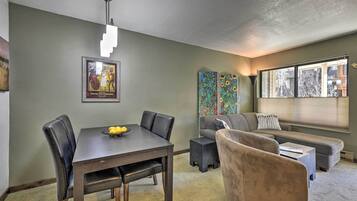 Apartment (1 Bedroom) | Interior