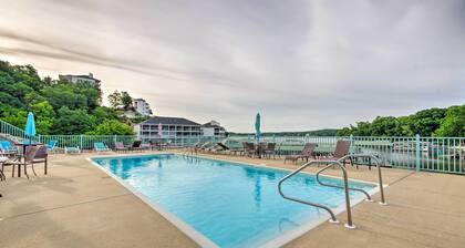 Screened Balcony w/ Views: Sleek Lake Ozark Gem!