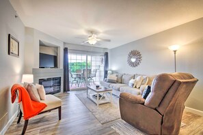 Apartment (2 Bedrooms) | Interior - Screened Balcony w/ Views: Sleek Lake Ozark Gem! (Lake Ozark)