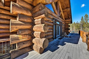 House (3 Bedrooms) | Interior - 22str-00019 Fairplay Cabin w/ Hot Tub & Sauna (Fairplay)