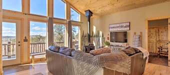 Family-friendly Jefferson Cabin w/ Fire Pit!