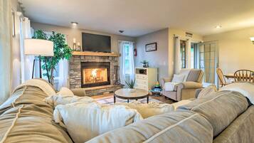 Rumah (4 Bedrooms) | Interior