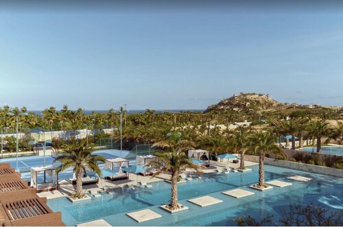 Palmilla Dunes Luxury Penthouse Ocean Views!