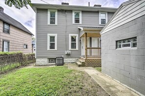 Apartment (2 Bedrooms) | Interior - Convenient Columbus Retreat, 2 Mi to Downtown (Columbus)