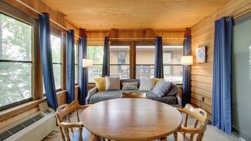 Rumah (4 Bedrooms) | Interior