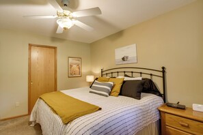 House (4 Bedrooms) | Interior - Sandy Beach Family Getaway w/ Fire Pit & Deck! (Alexandria)