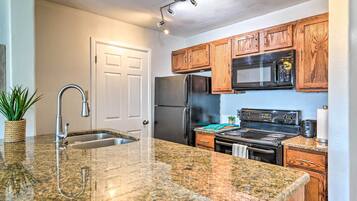 Apartment (1 Bedroom) | Interior