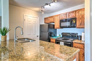 Apartment (1 Bedroom) | Interior - Padre Island Retreat on Canal - 2 Mi to Beach! (Corpus Christi)