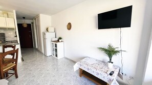 Interior - Mshome Sea Corner (Cala Del Moral, La)