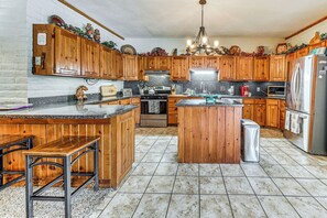 House (5 Bedrooms) | Interior - Spacious Alto House on 8 Private Acres w/ Hot Tub! (Alto)