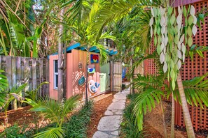 House (1 Bedroom) | Interior - Luxe Home w/ Backyard Paradise, 1 Mi to Beach! (Delray Beach)