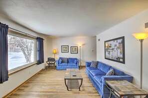 House (3 Bedrooms) | Interior - Cozy Oshkosh Home, 4 Blocks to Lake Winnebago (Oshkosh)