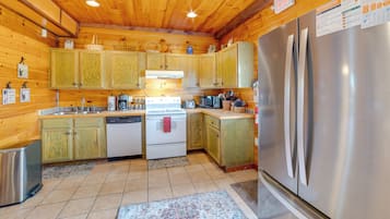 House (Multiple Bedrooms) | Interior