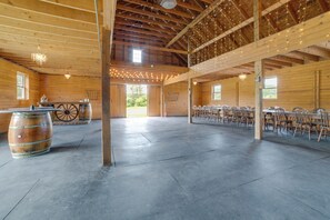 House (Multiple Bedrooms) | Interior - Lakefront Gem: Hot Tub & Game Room in Hancock (Hancock)