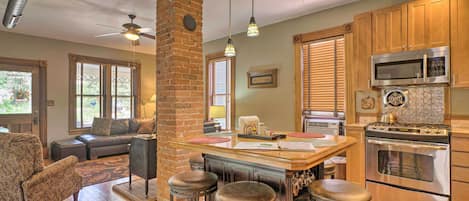 Cottage (2 Bedrooms) | Interior