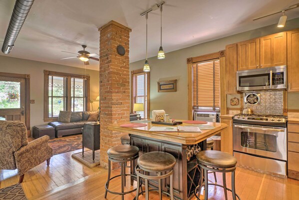 Cottage (2 Bedrooms) | Interior