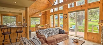 Eagle Crest Retreat w/ Great Wifi & Resort Access!