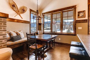 Casa (3 Bedrooms) | Interior