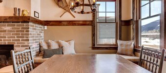 Dog-friendly Cabin in the Heart of Grand Lake!